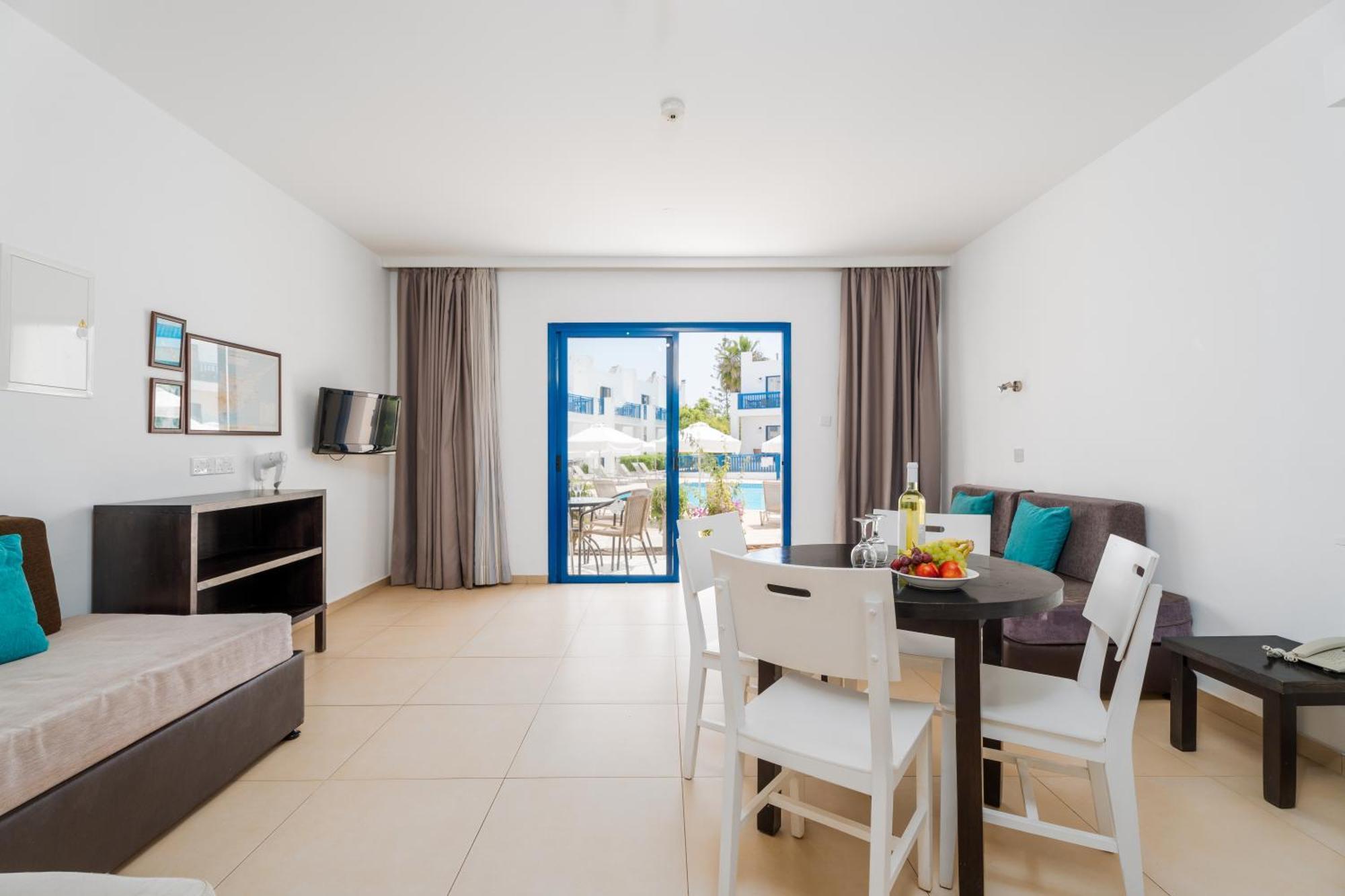 Kritamo Beach Hotel Apartments Aya Napa Dış mekan fotoğraf